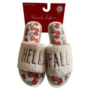 🌹NWT French Affair Women Slippers pumpkin Size 9-10 Ivory